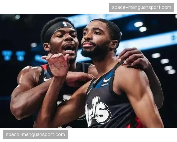 消息：篮网正式买断老将控卫合同，后者计划加盟争冠球队